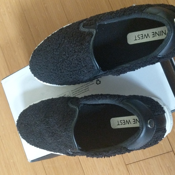 Slide on shoes - Picture 6 of 6